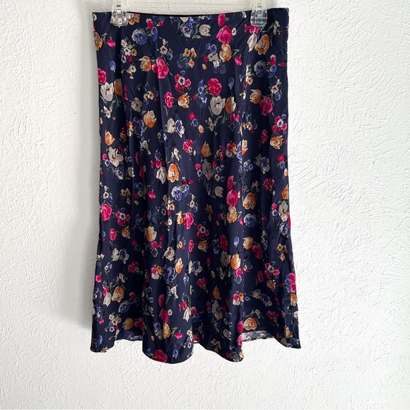 Lauren Ralph Lauren Floral Midi Skirt 6 Petite Navy Whimsigoth - Picture 2 of 6